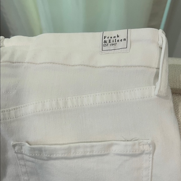 Frank & Eileen Women's White Sligo Ankle Jeans - Picture 5 of 12